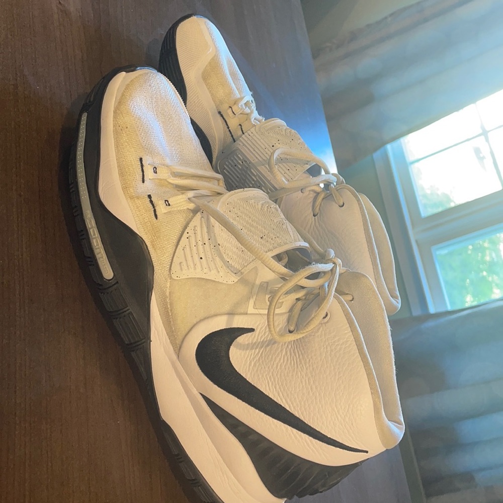 White and black Kyrie Nike Mens 11